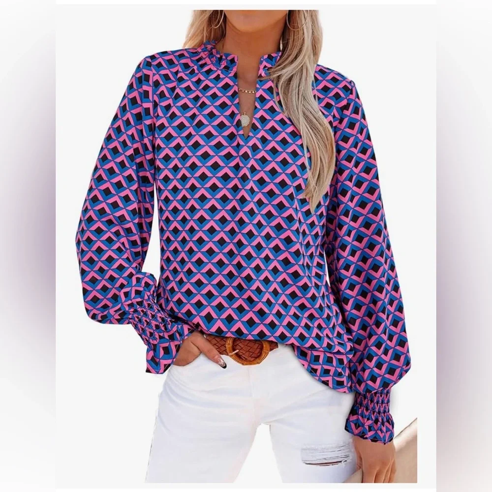 Geometric Patterned Blouse - Picture 1 of 9